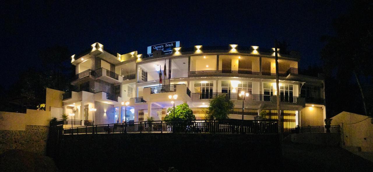 Queens Beach Hotel Tangalle Esterno foto