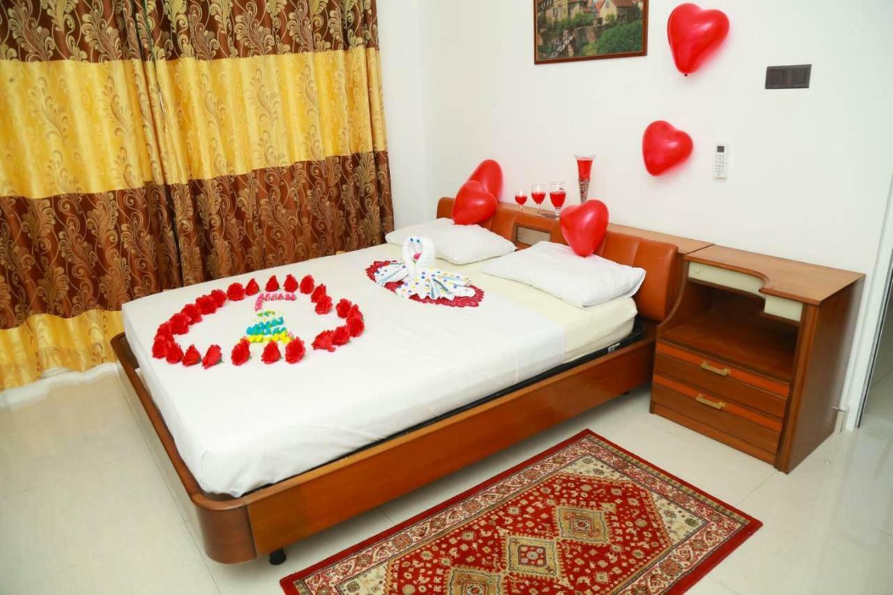 Queens Beach Hotel Tangalle Esterno foto